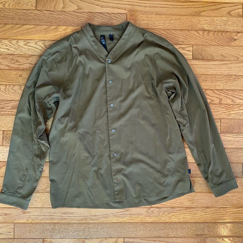 lululemon athletica lab Men's Khaki Shirt